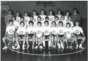 basket propaganda 82-83.jpg (104968 byte)